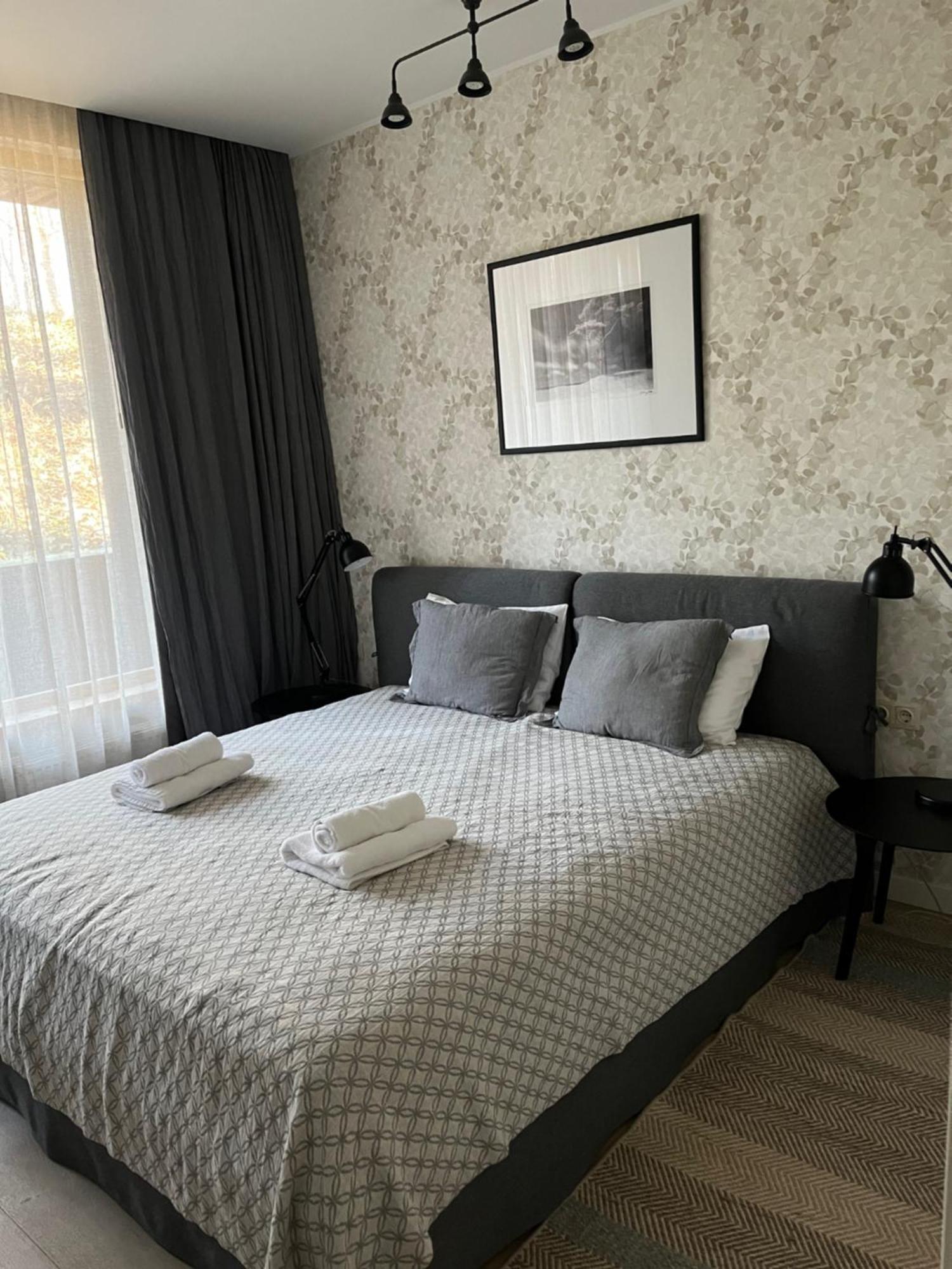 Osobnyak Aparthotel Jūrkalne Exteriör bild