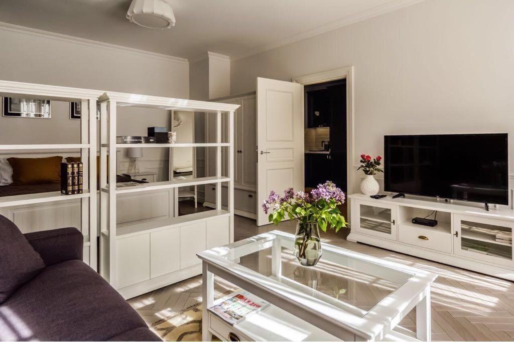 Osobnyak Aparthotel Jūrkalne Exteriör bild