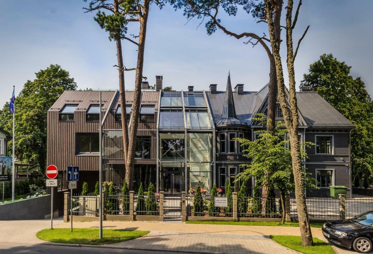Osobnyak Aparthotel Jūrkalne Exteriör bild