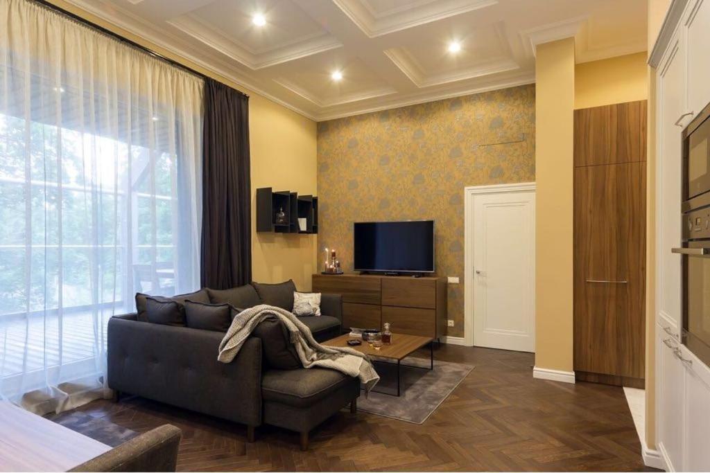 Osobnyak Aparthotel Jūrkalne Exteriör bild